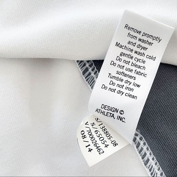 Athleta Running Wild 1/2 Zip White & Grey Pullover Sweatshirt Top XS - Picture 12 of 12